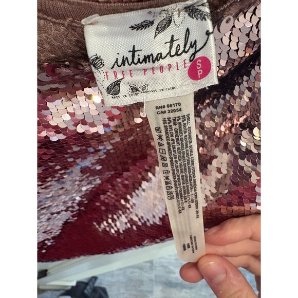 Intimately Free People Pink Sequin and Lace Spaghetti Strap Tank Size Small - Picture 5 of 6